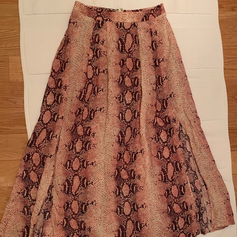 Sans Souci Aline Snakeskin Skirt